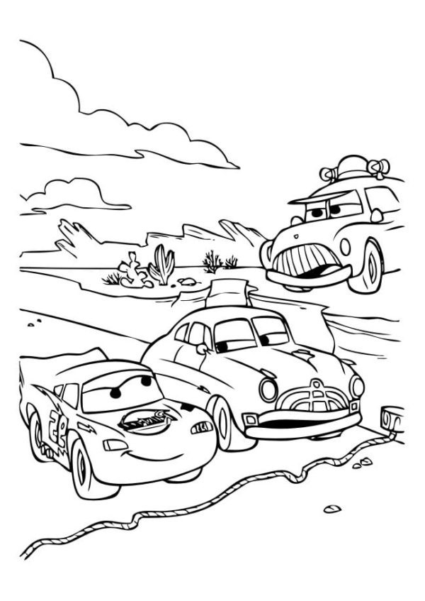 Kolorowanka z Samochodami: Doc Hudson przygotowuje Zygzaka do zawodów kolorowanka do druku
